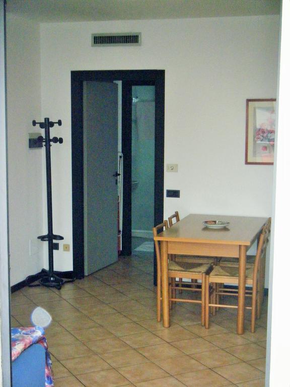 Residence Vezzoli Darfo Boario Terme Room photo